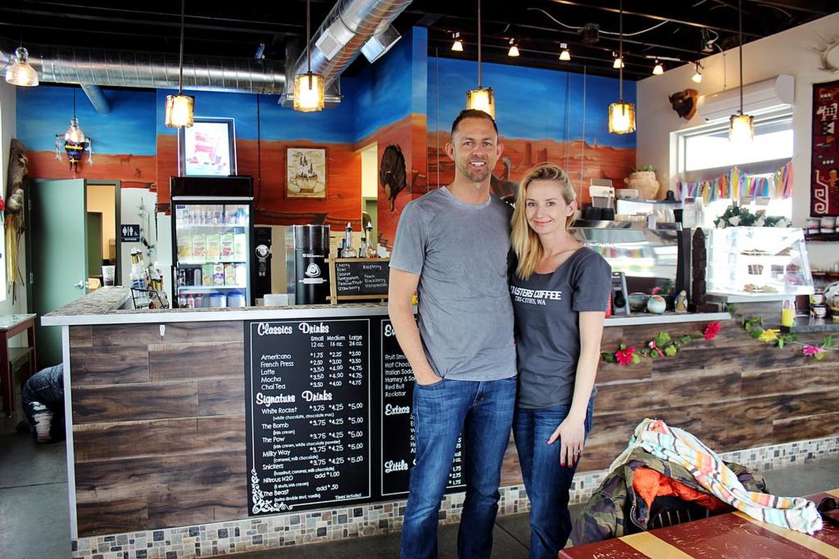 Wes and Shannon Heyden are the owners of Roasters Coffee.