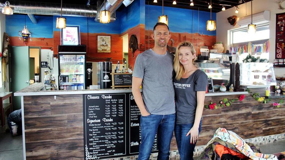 Wes and Shannon Heyden are the owners of Roasters Coffee.