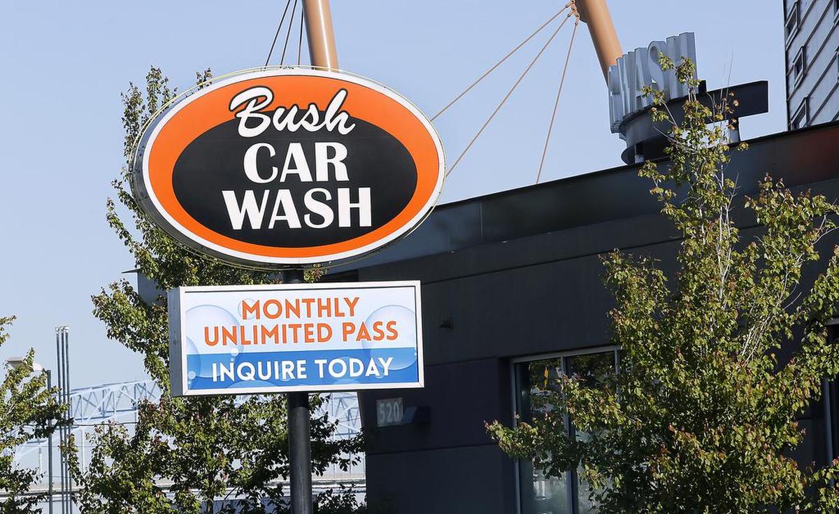 Bush Car Wash has been bought by Mister Car Was - an Arizona chain witih one location alreayd in Kennewick. The acquisition was complete Sept. 17 and the transition to the new name will be complete over the next six months.