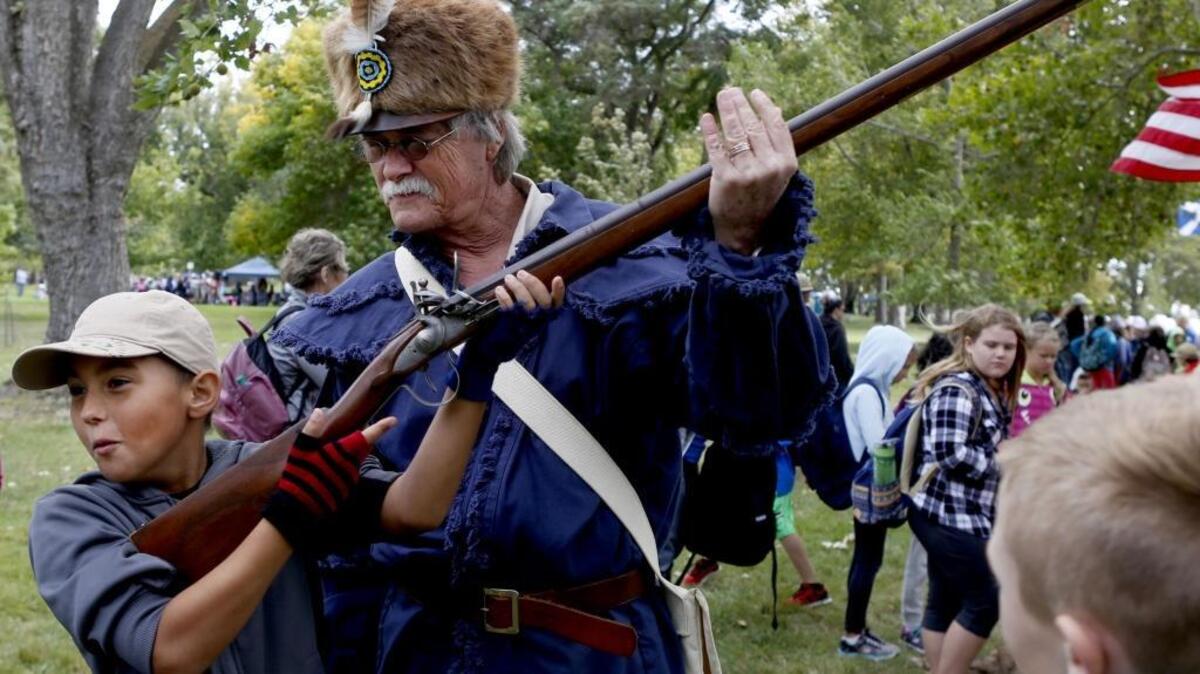 Experience living history with Lewis and Clark Corps of Discovery reenactors, mountain men and women, and Native Americans at Heritage Days at Sacajawea State Park. Displays include period era tools, cooking, artwork, tool making and music.