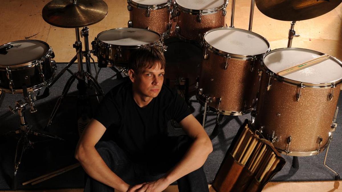 Columbia Basin College Jazz Unlimited will feature Keith Carlock, a professional drummer who has performed with many notable groups and soloists including Sting, Toto, John Mayer, and the original Blues Brothers Band, in a guest artist concert. The concert begins at 7:30 p.m. on April 12 at Kennewick High School’s Art Fuller Auditorium, 500 S. Dayton St. Tickets are available at the door.