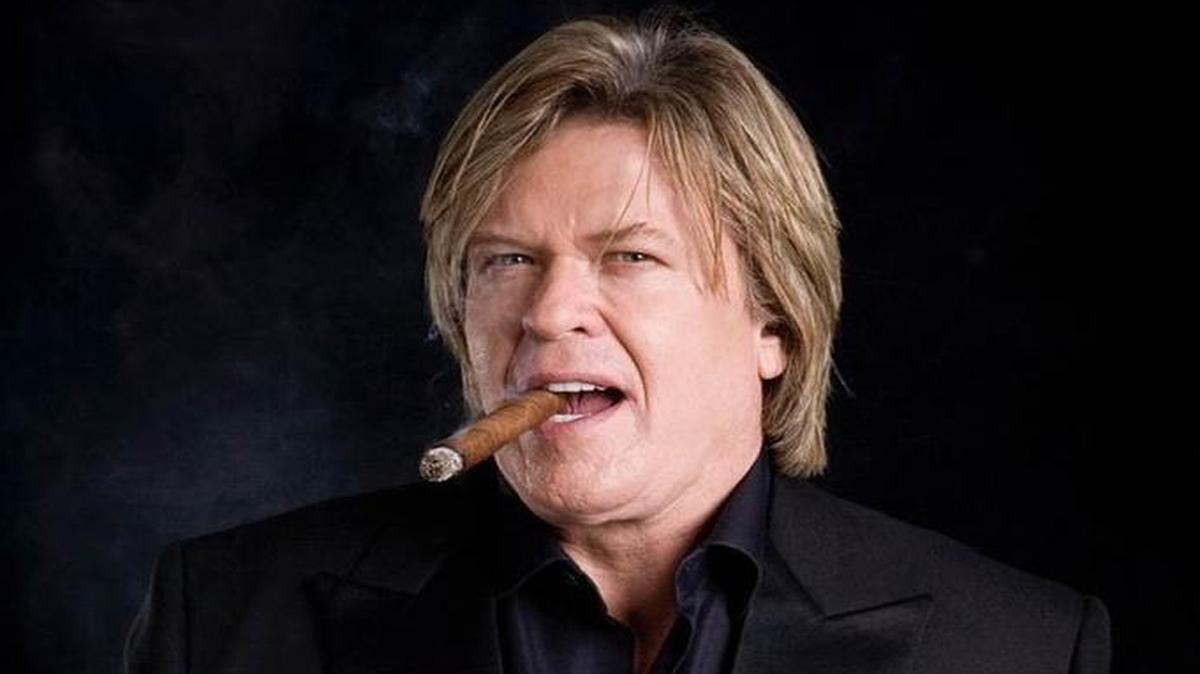 Ron White will perform his brash, no-holds-barred style May 21 in Kennewick