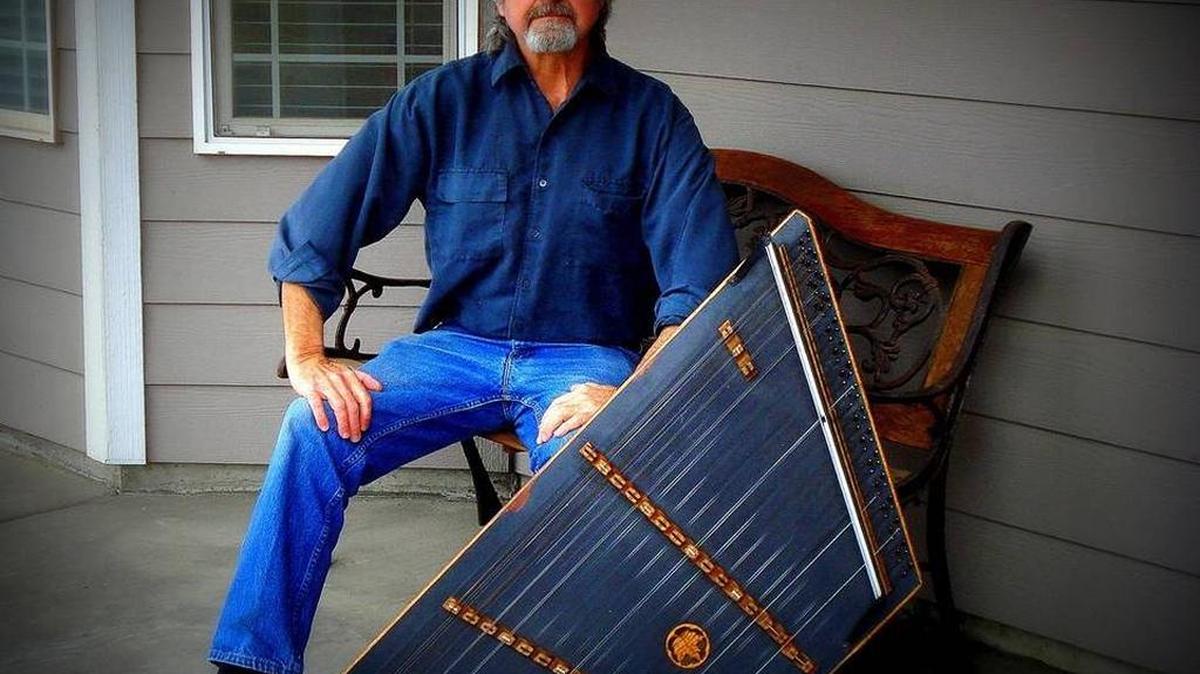 Lawrence Huntley will play the hammer dulcimer June 18 in Richland.