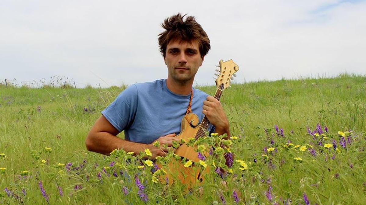 Elwood will perform March 11 at the Emerald of Siam in Richland.
