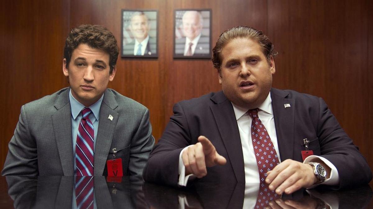 From left, Miles Teller as David and Jonah Hill as Efraim in “War Dogs.”