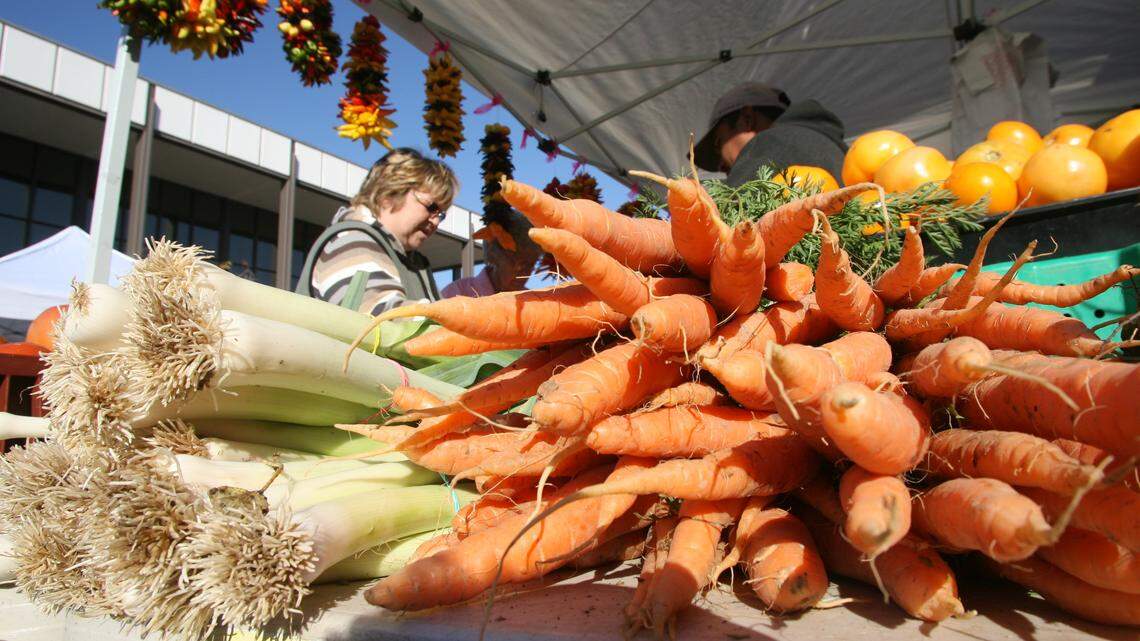 Pasco Farmers Market reopens this weekend, but it won’t look the same