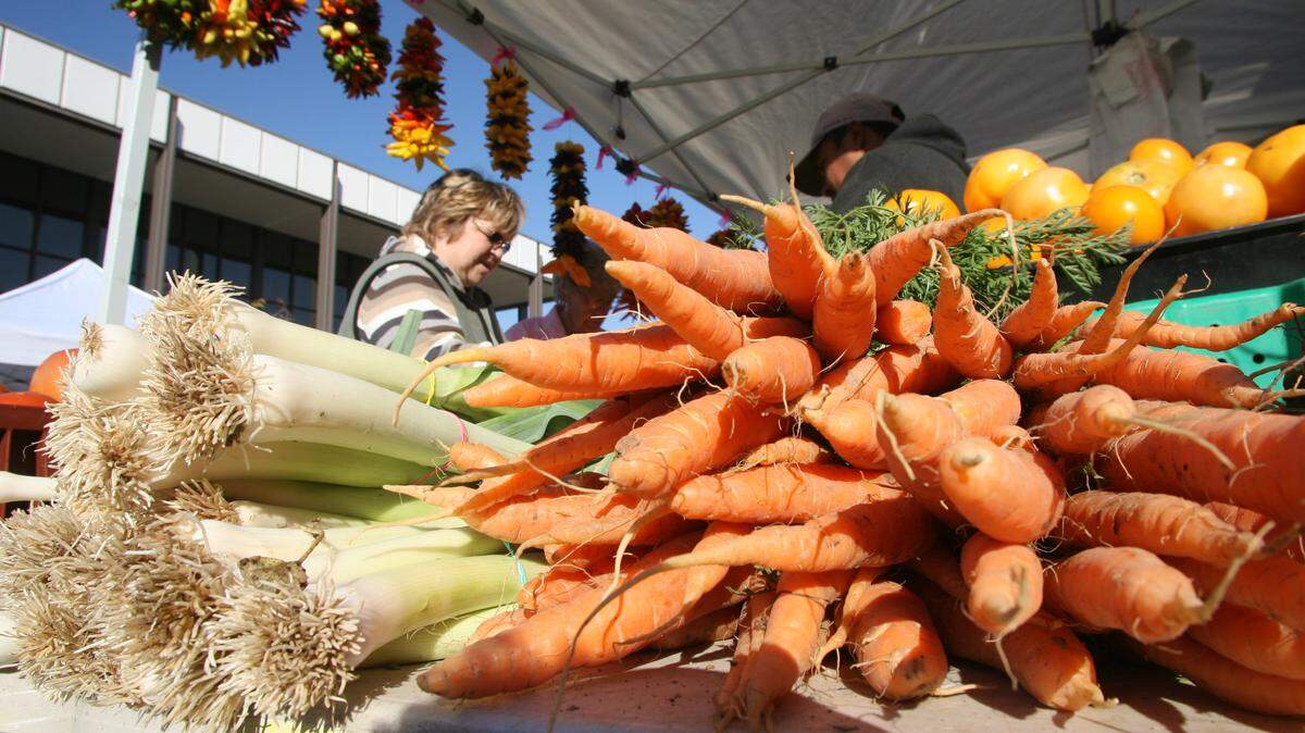 Tri-Cities farmers markets are making plans to reopen with changes to allow for social distancing and other precautions.