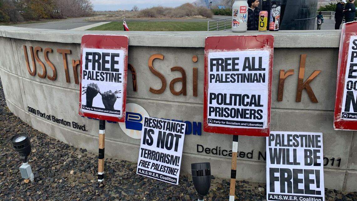 Update: Tri-Citians protesting weekly to ‘free Palestine,’ and say lawmaker response not enough