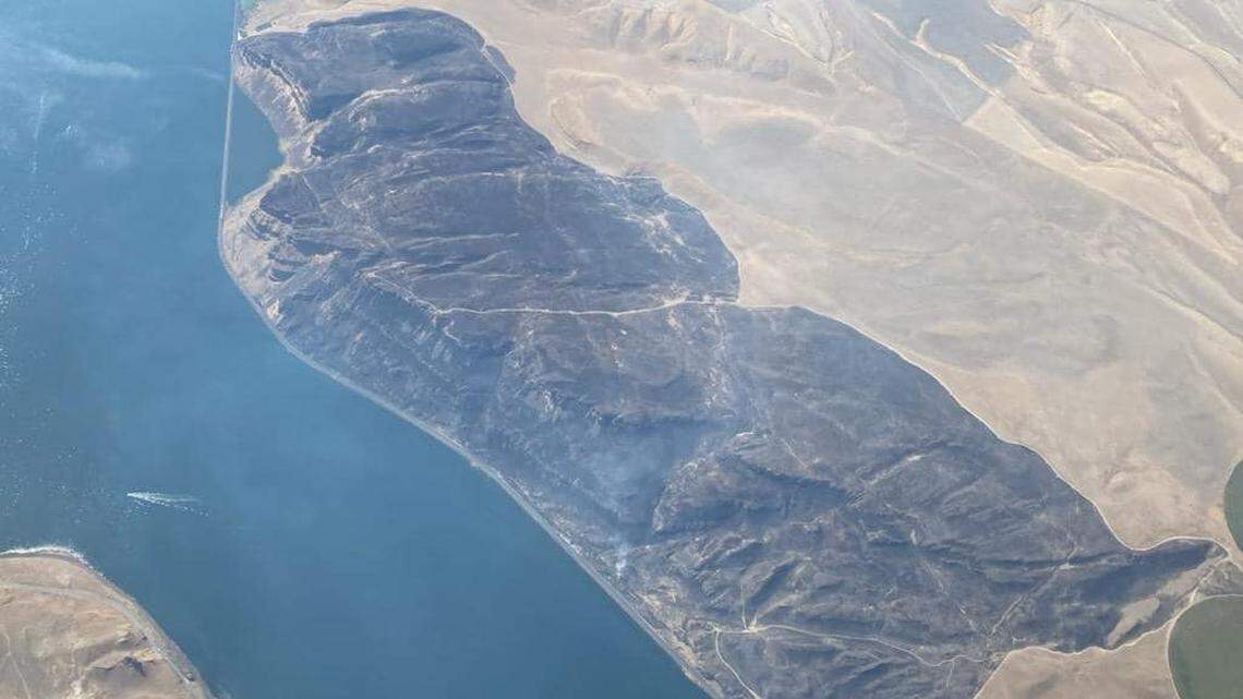 The Yellepit Fire in Benton County had burned about 1,600 acres near the Tri-Cities, along the Columbia River, by Saturday night.