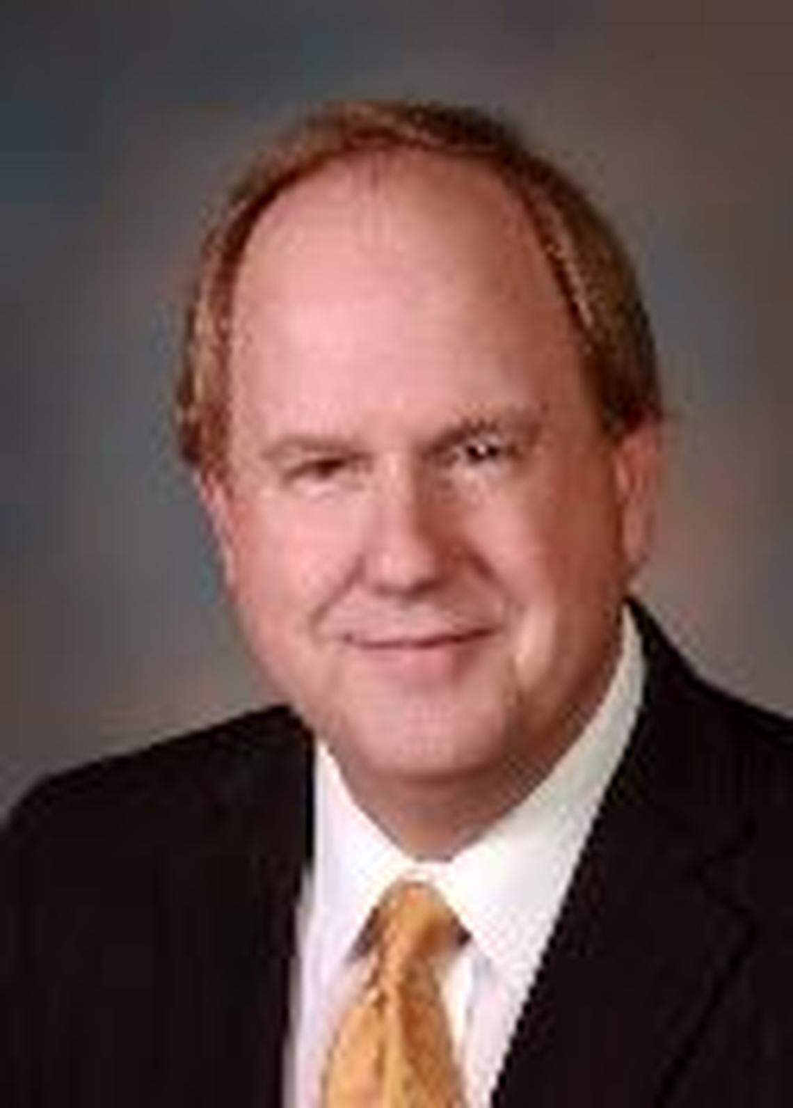 Kennewick Mayor Don Britain