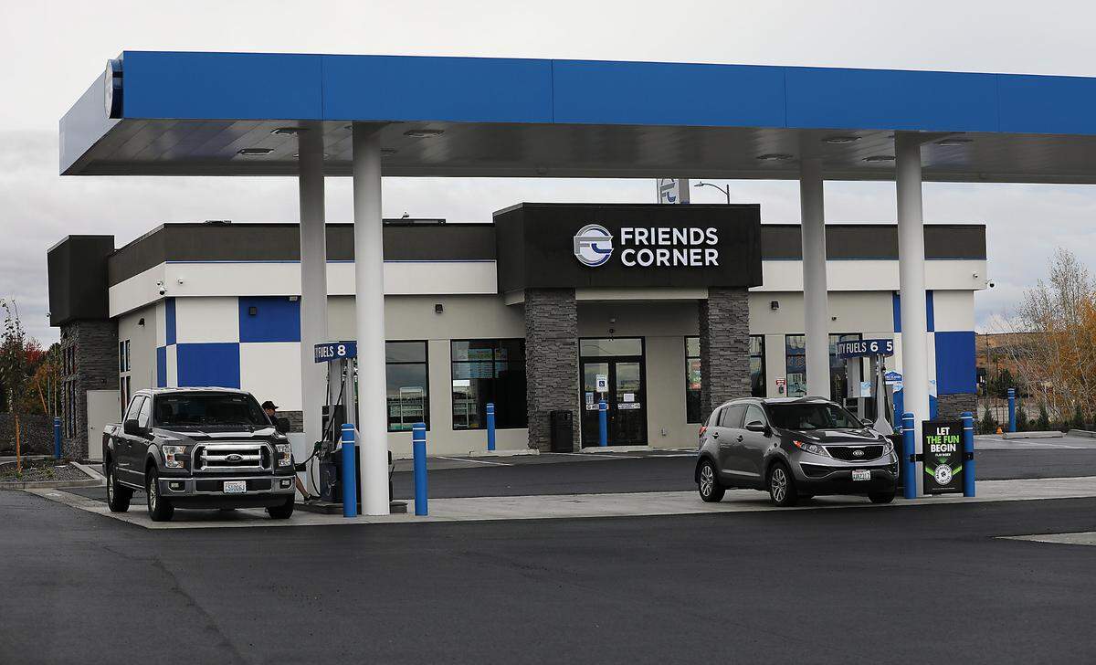 Friend Corner, a newly constructed 7,365-square-foot gas station and convenience store, recently opened for business on 1.84-acres on the northeast corner of West Clearwater Avenue and North Steptoe Street in Kennewick.