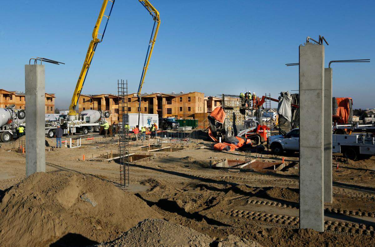 Developers Dennis Pavlina and Carmen Villarma are building The Resort at Hansen Park complex off 10th Avenue, just west of Columbia Center Boulevard. The property will include triplexes, two apartment complexes and a commercial development in the first phase with some set to open in March.