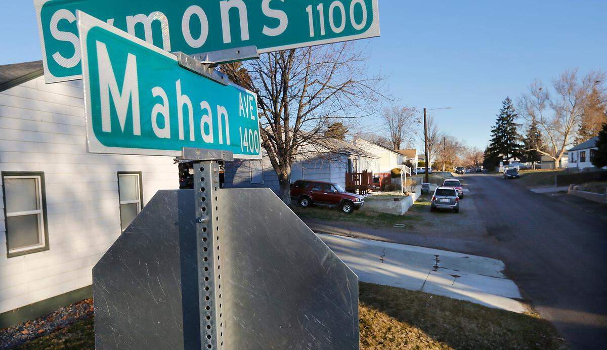 Richland police are investigating the death of a woman inside a home on Mahan Avenue who was dead for several weeks before she was found during a welfare check by police.