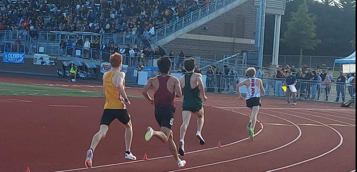 Ezra Teeples of Kamiakin High takes the lead to win the 1600 meter race at the WIAA state track and field 2024 championships.