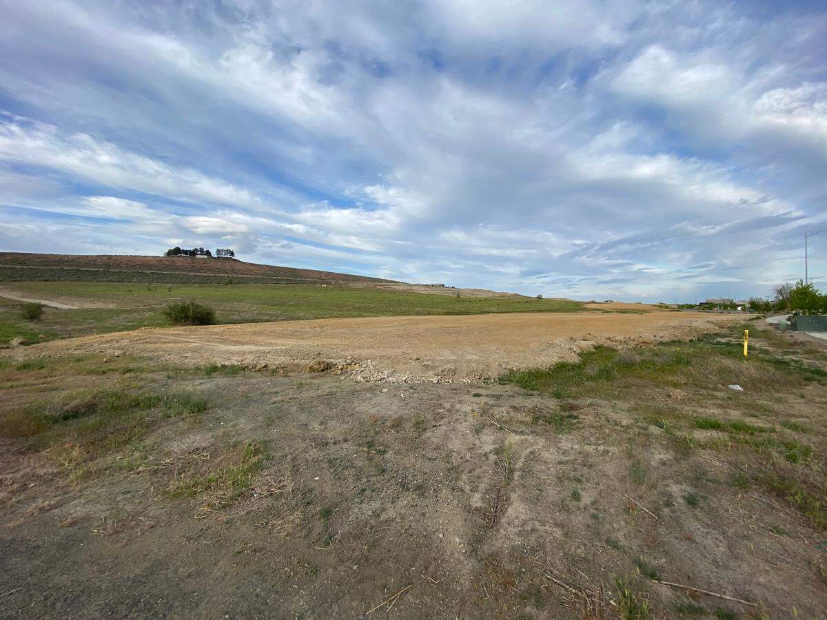The Kennewick Planning Commission voted on the zoning change proposal for Thompson Hill to allow for a small hotel and condos.