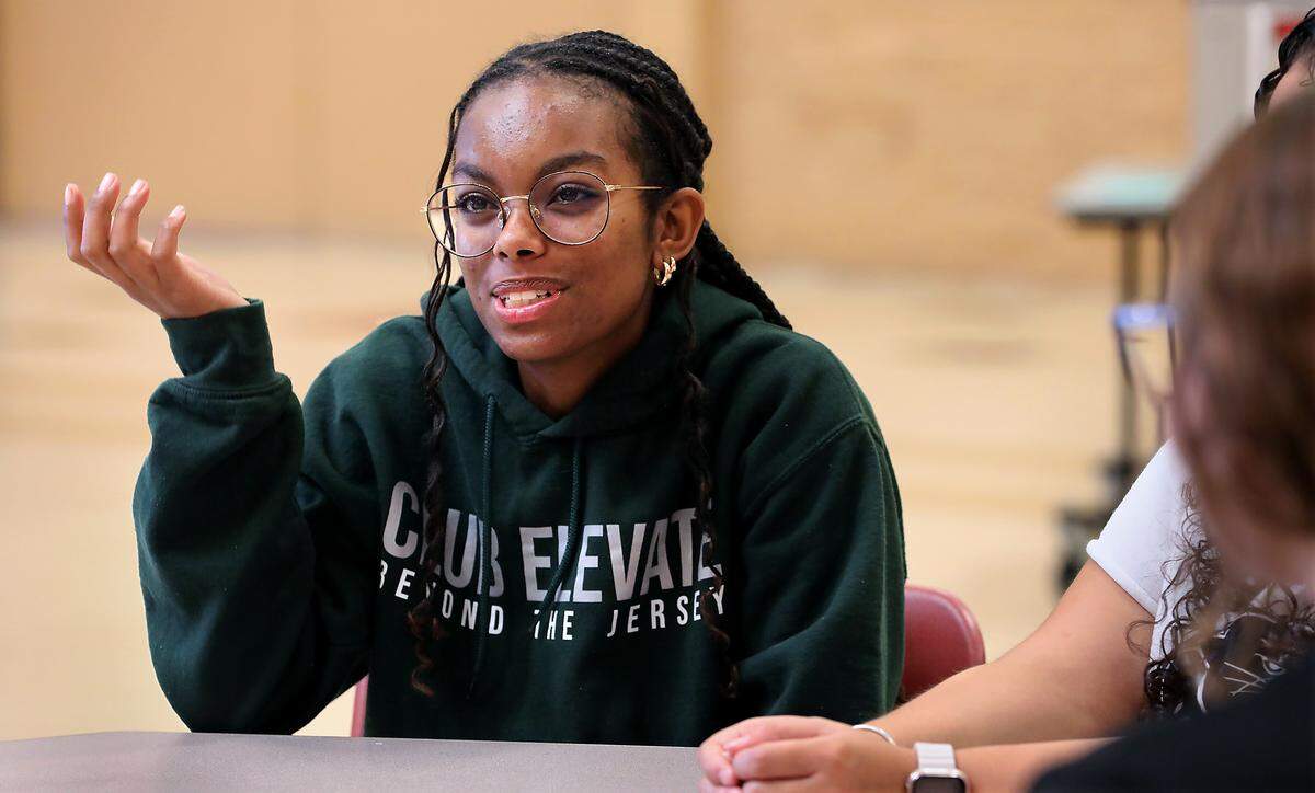 Mekdes Kronberg, a sophomore at River View High School, discusses how she's adapting to the new four-day school schedule the Finley school adopted this year.