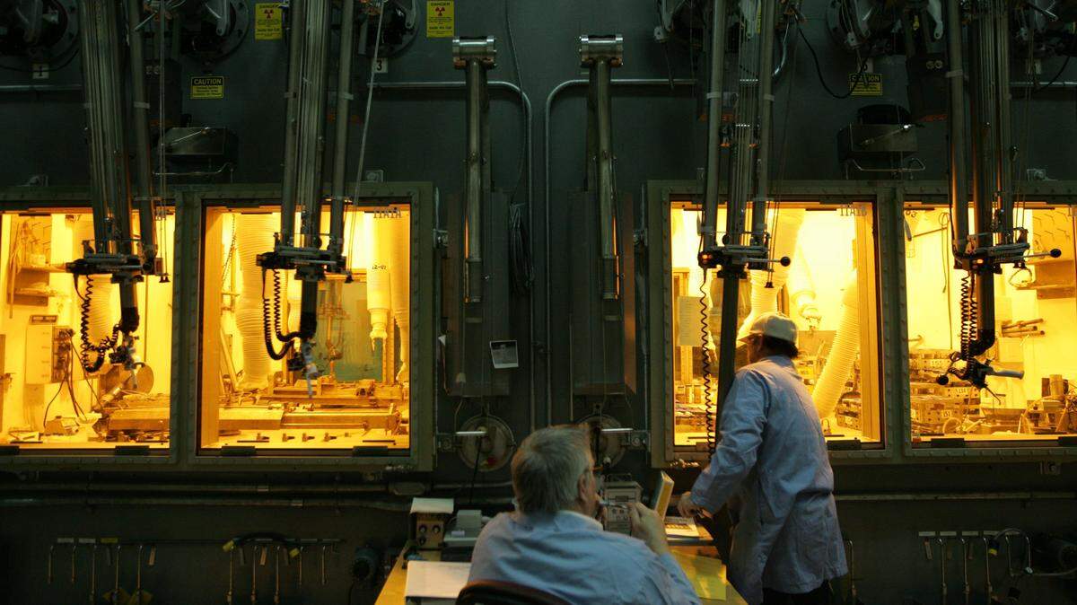 Much of the work at the Hanford 222-S Laboratory is done in 11 hot cells.. Tri-City Herald File