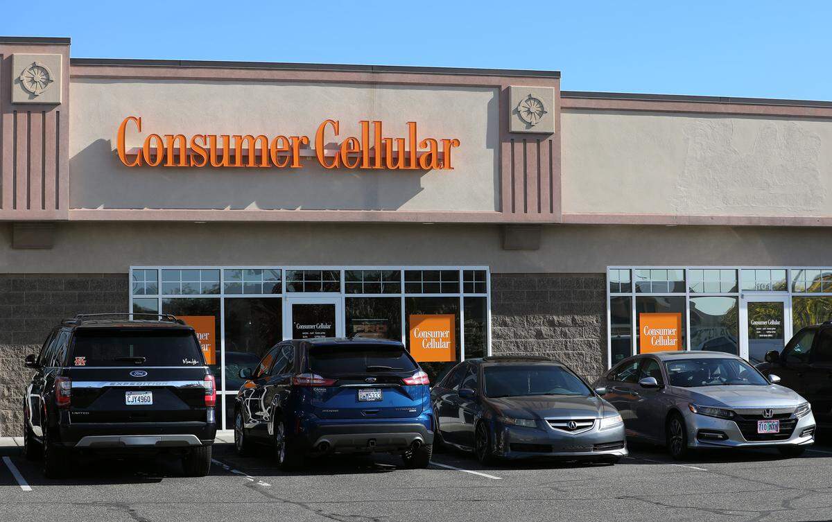 Consumer Cellular,  the mobile provider targeting customers over the age of 50, has opened a Tri-Cities office at 1408 N. Louisiana St., Suite 101 in Kennewick.