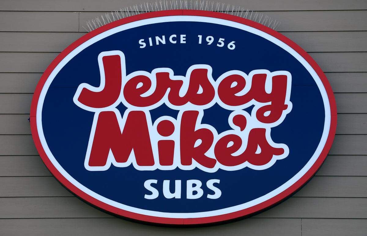 Jersey Mike’s Subs opens its fourth Tri-Cities location this week in north Richland.
