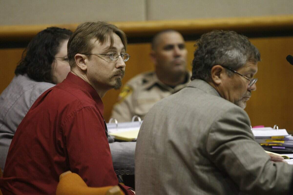 Cody Joseph Kloepper, left, with defense attorney Dan Arnold, during his 2011 rape trial in Benton County Superior Court for a Dec. 2009 attack.