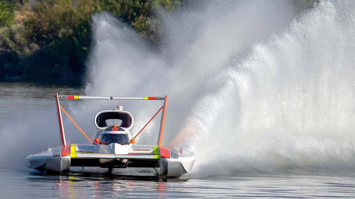 A new scaled-down plan for Water Follies weekend to go on after all has been submitted to the city of Kennewick for review.
