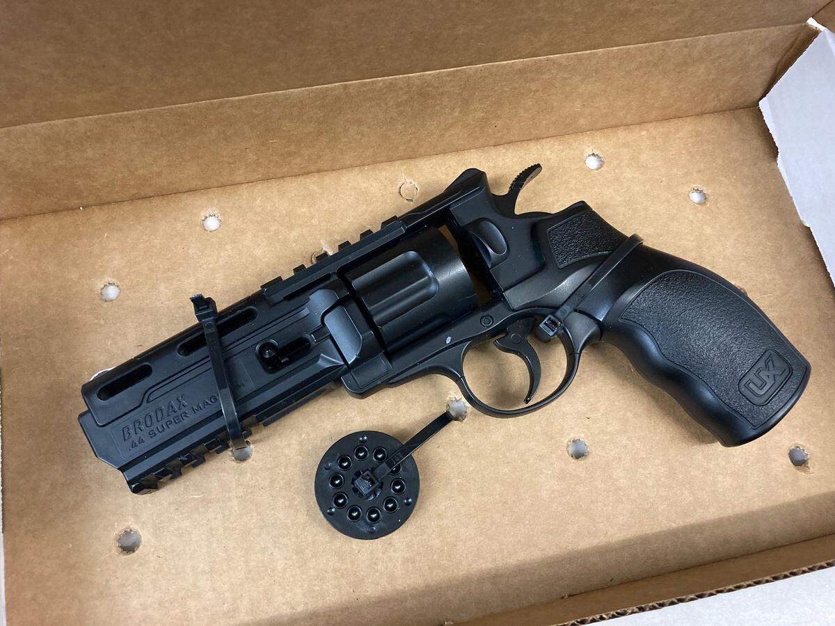 The pellet gun seized after search and arrest of domestic violence assault suspect in Kenenwick.