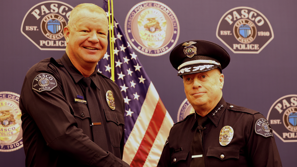 Officer shot in Pasco ambush awarded department’s Purple Heart