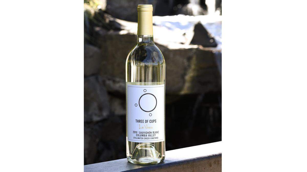 The Three of Cups 2019 Stillwater Creek Vineyard Le Voeu Sauvignon Blanc earned a gold medal at the 2020 Cascadia International Wine Competition.