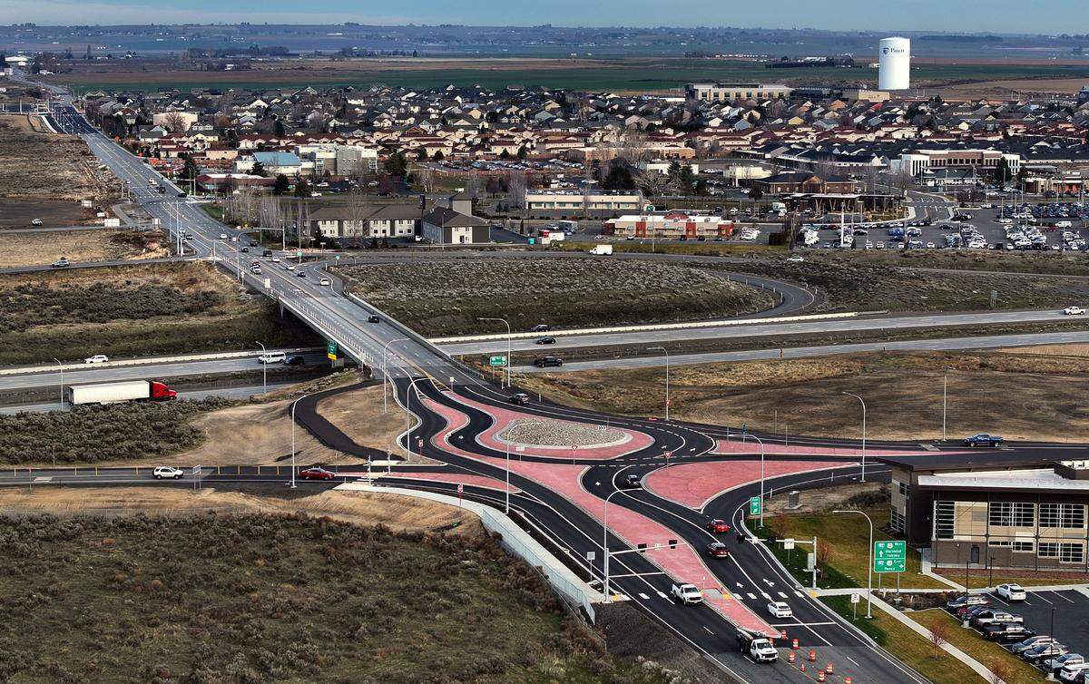 The new roundabout at the Interstate 182 interchange for the Broadmoor and Road 100 corridor in Pasco will feed traffic to a soon-to-be-developed upscale retail center with shopping, housing, dining and entertainment.