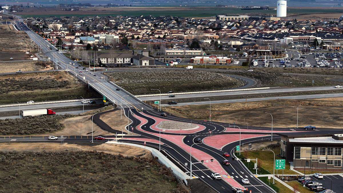 Pasco is asking for $8 million in state funding to build a pedestrian and bicycle crossing over Interstate 182 along the Broadmoor and Road 100 corridor.