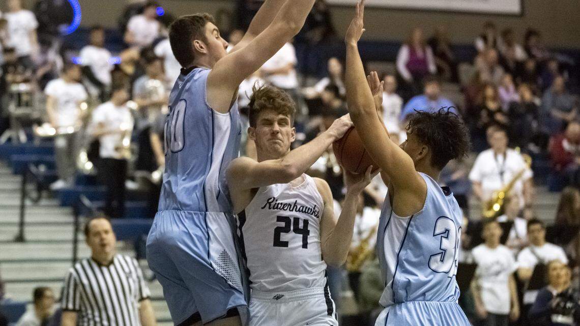 3 Tri-Cities teams win regional basketball playoff spots
