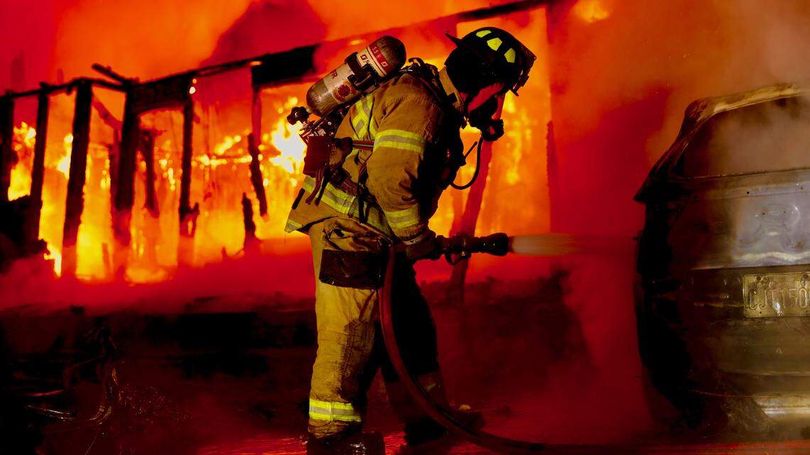 1 hurt fleeing dramatic fire that destroyed a home near Prosser