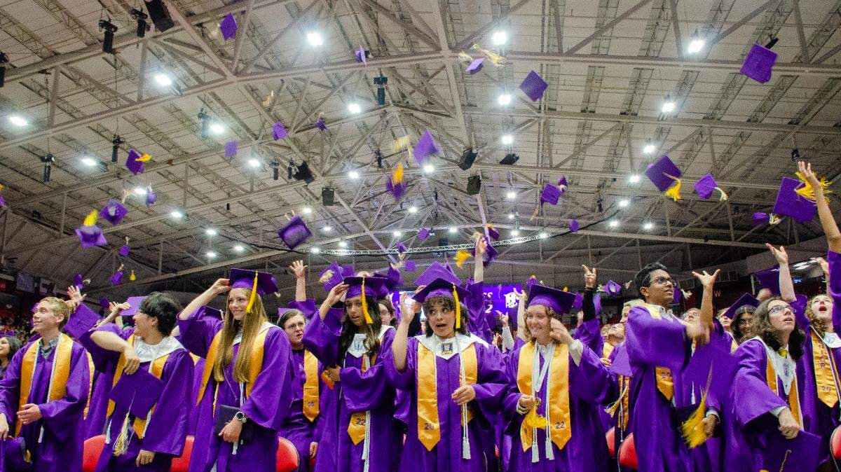 Gallery | 440 Hanford High School graduates turn the tassel