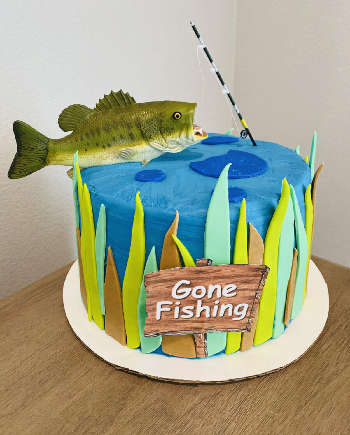 A gone fishing cake is one of 100-plus creations that has earned Katrina Jackson of Pasco a spot in the semi-finals of “The Greatest Baker” competition. Voting for the next phase is open until June 24.