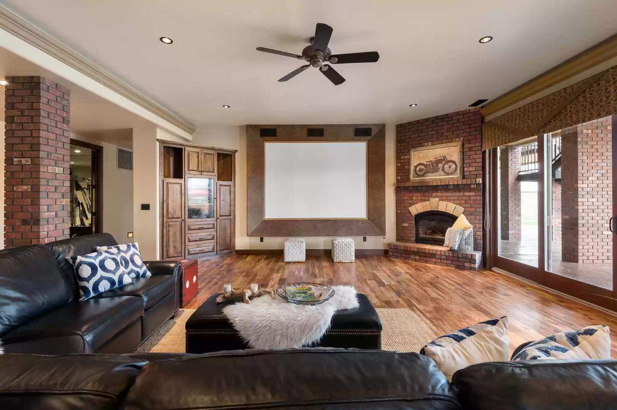 This $3 million riverfront estate is the second-most expensive home for sale in the Tri-Cities, WA, market.