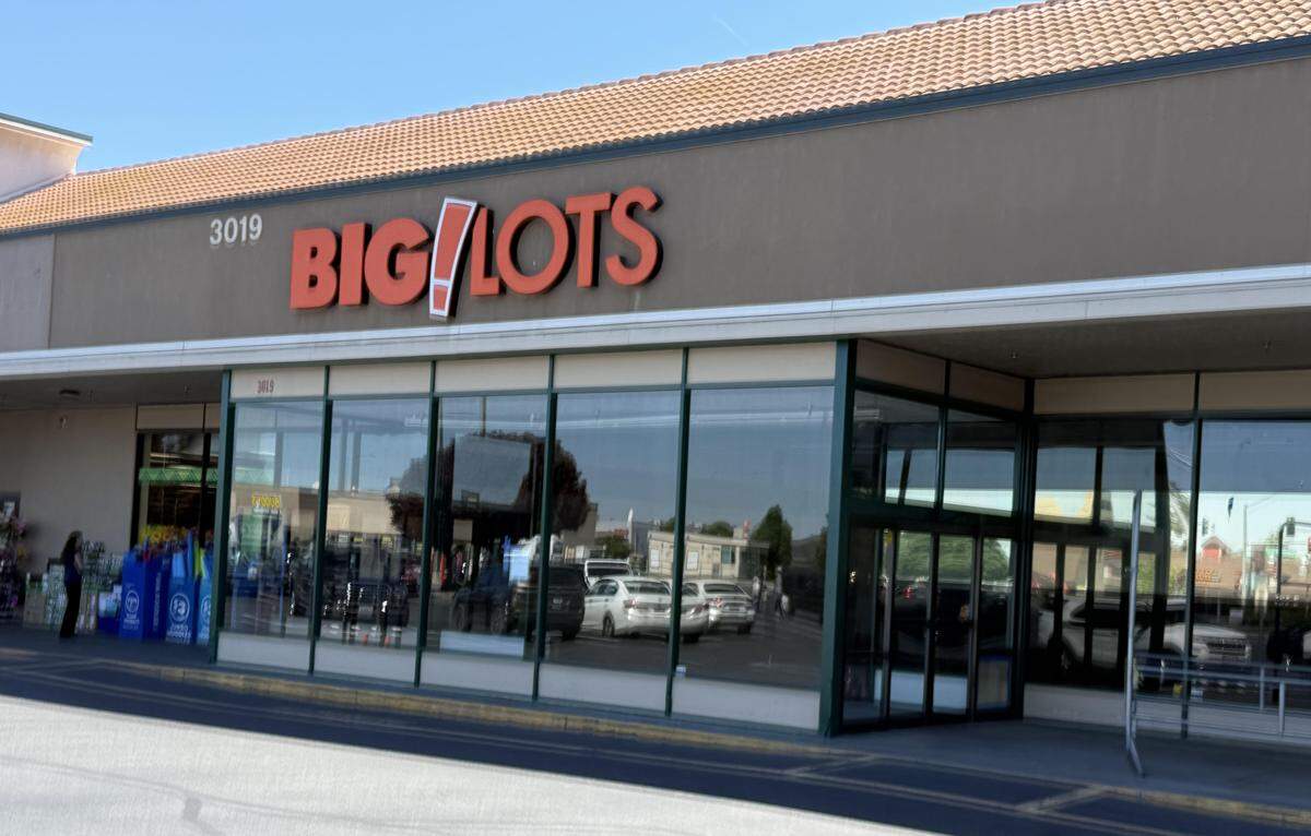O’Reilly Auto Parts will open in the former Big Lots spot at Kennewick Plaza following a $300,000 conversion.