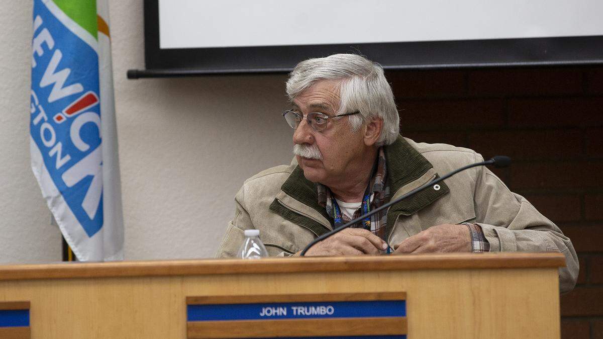 Kennewick City Councilman John Trumbo was reprimanded by a majority of the council for violating a city ethics code dealing with personal integrity. He argued that he’d been treated unfairly and “committed no wrong.”