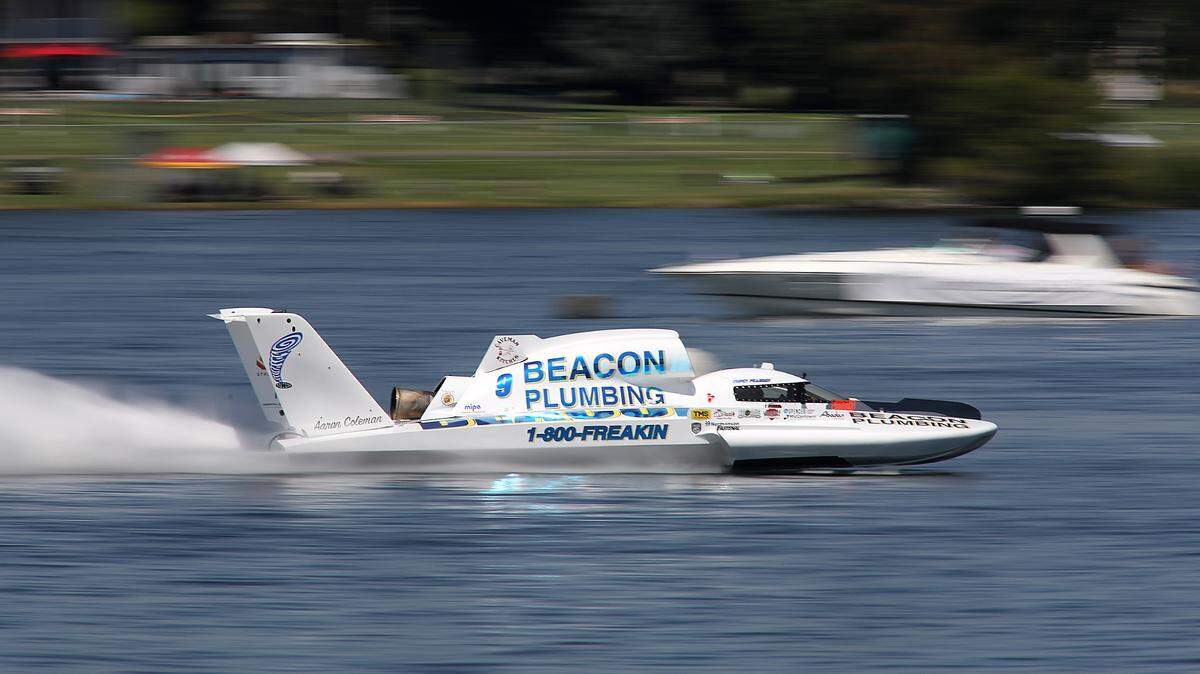 Driver J. Michael Kelly rockets across the fiinish line in the U-8 Beacon Electric unlimited hydroplane with the top qualifying speed of 162.191 mph on the Columbia River for this weekend’s Columbia Cup race in the Tri-Cities.