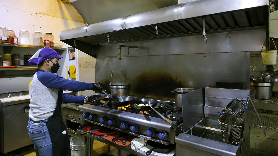 Rodent droppings, grease & mislabeled food. Worst SC Midlands restaurant inspections in August