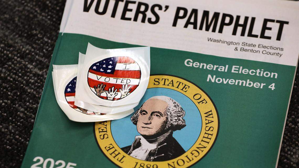2 school board leaders file to run for higher elected office in Tri-Cities