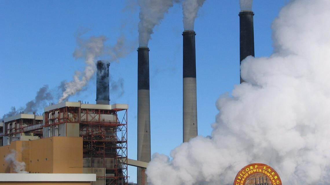 Inslee clean energy bill passes Washington Senate