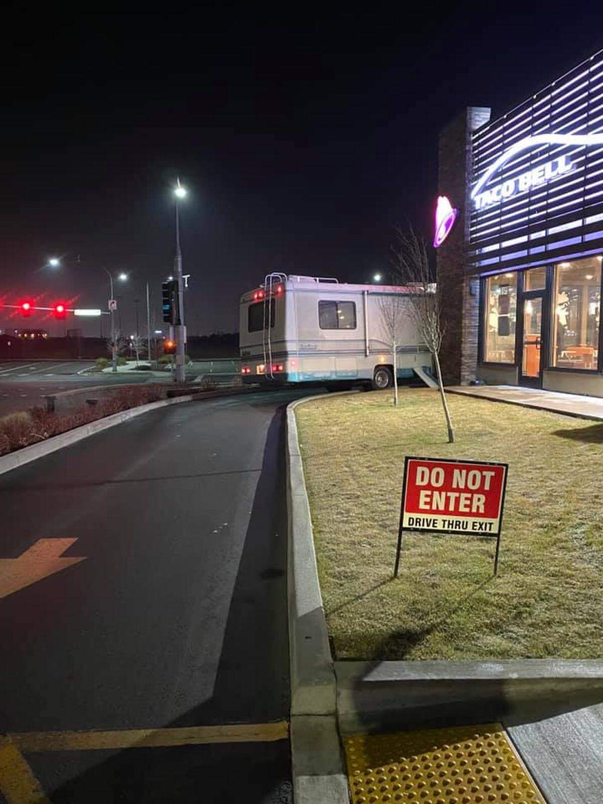 An RV got stuck going the wrong way through Kennewick’s Taco Bell with an intoxicated driver behind the wheel.