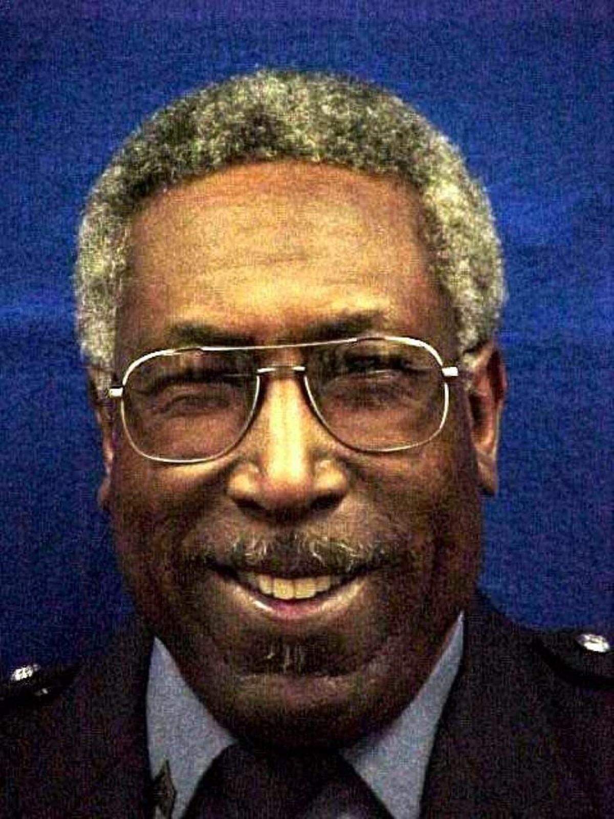 Bert Wilson, a longtime reserve police officer in Pasco, died on Saturday.
