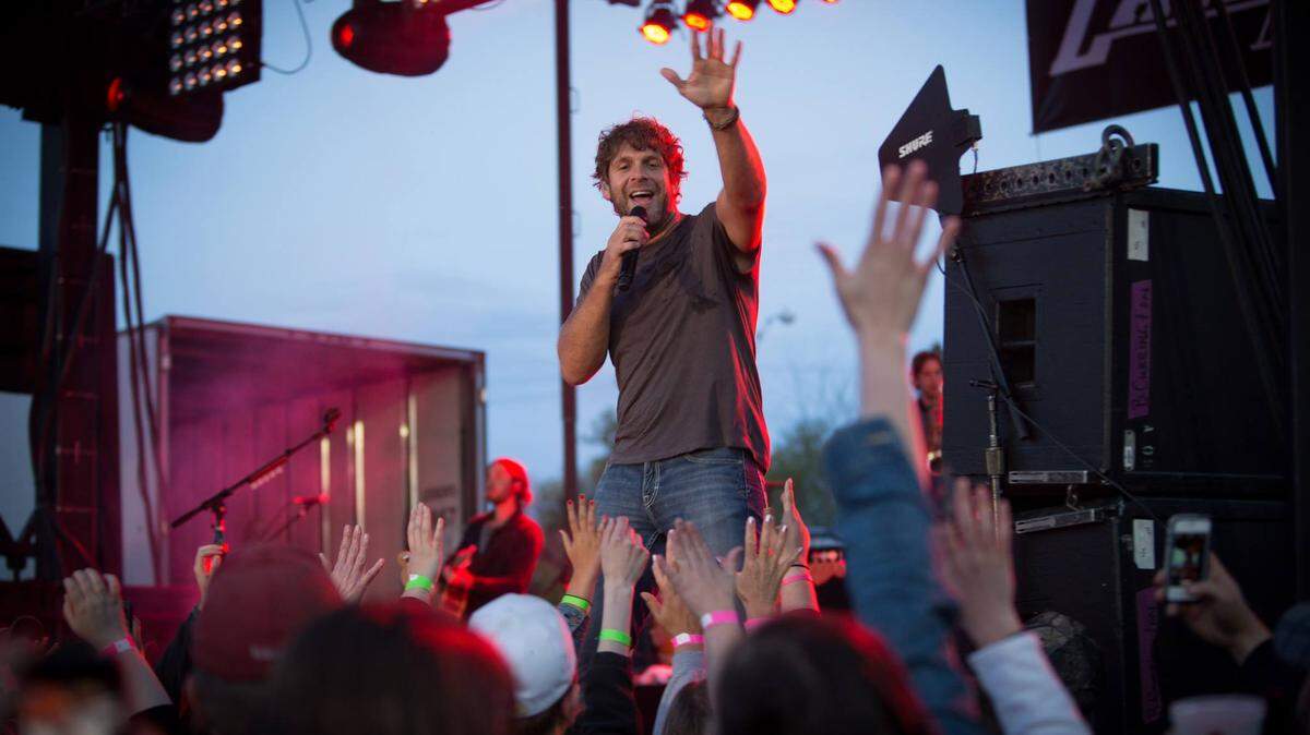Grammy-nominated country rocker Billy Currington will take the stage Aug. 25 for a performance at the 2022 Benton Franklin Fair & Rodeo.