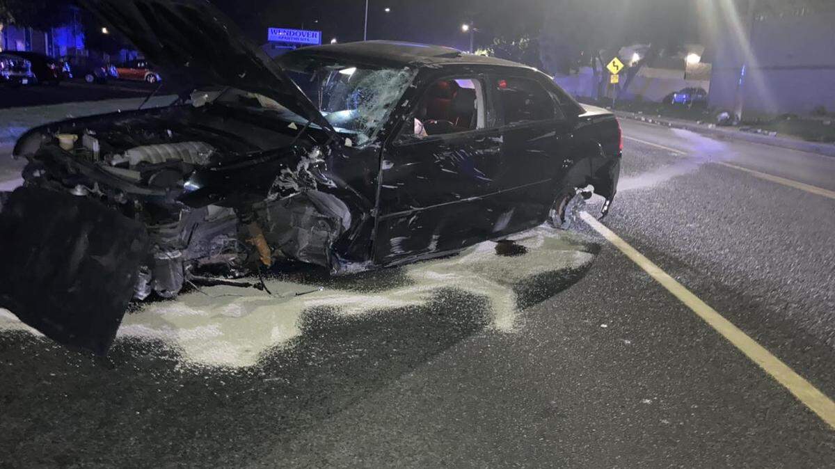 A 30-year-old driver was arrested Monday morning, Juy 24, for DUI and hit and run after he lost control of his car and hit a sign in Kennewick.