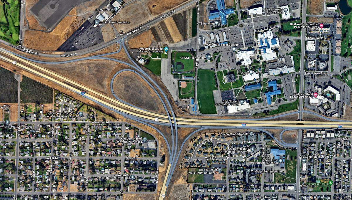 Interstate 182 and the interchanges for 20th Avenue and Highway 395 in Pasco.