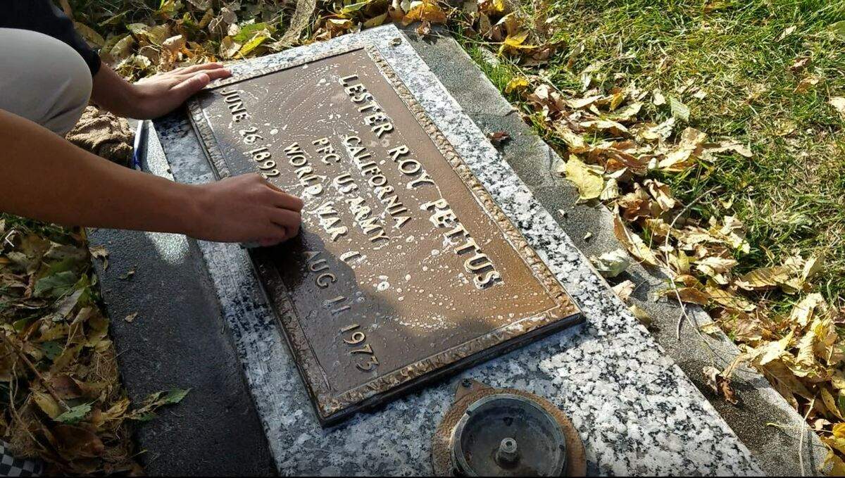 A group of Finley students cleaned veteran’s grave markers at the Riverview Heights in Kennewick Saturday. They were inspired by the story of a man in Florida.
