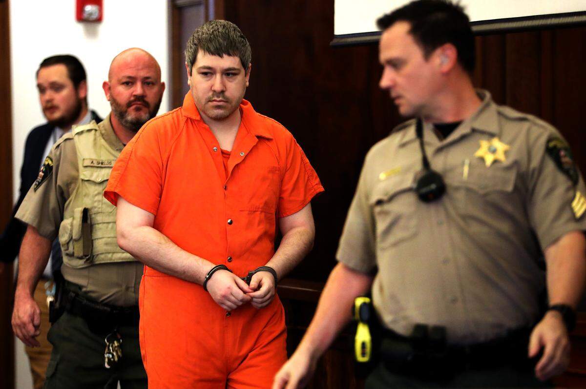 Joshua Dian Davis, the man accused in the 2021 stabbing death of school bus driver Richard Lenhart, enters Franklin County Superior Court in 2024 for a competency hearing.