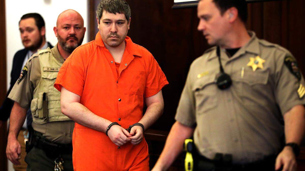 Joshua Dian Davis, the man accused in the 2021 stabbing death of school bus driver Richard Lenhart, enters Franklin County Superior Court in 2024 for a competency hearing.