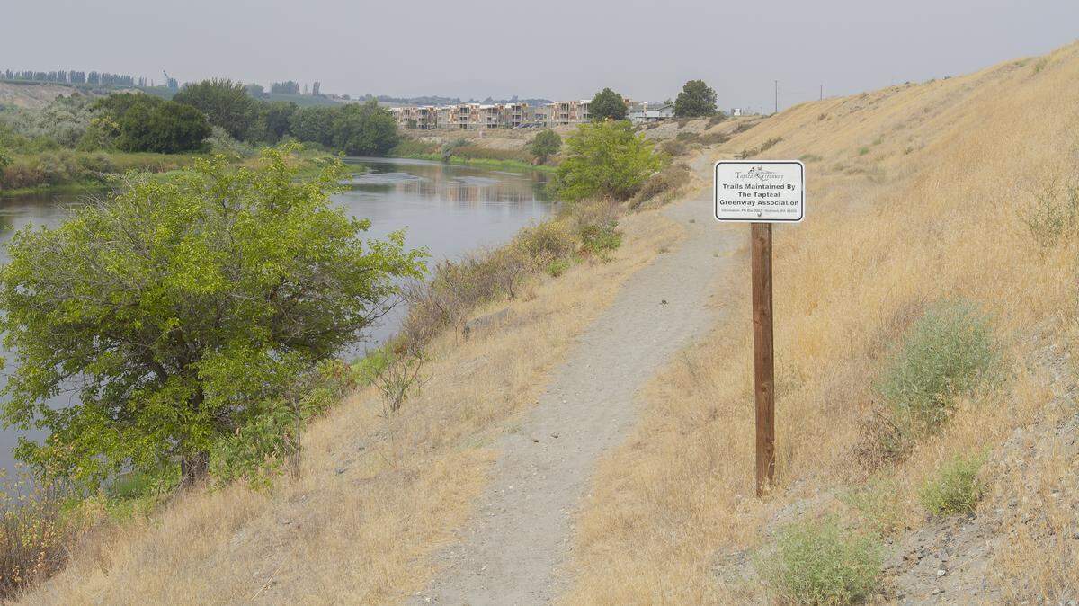 The U.S. Army Corps of Engineers proposes improvements on a section of the Duportail Trail between Chamna Natural Preserve and Duportail Street in Richland.